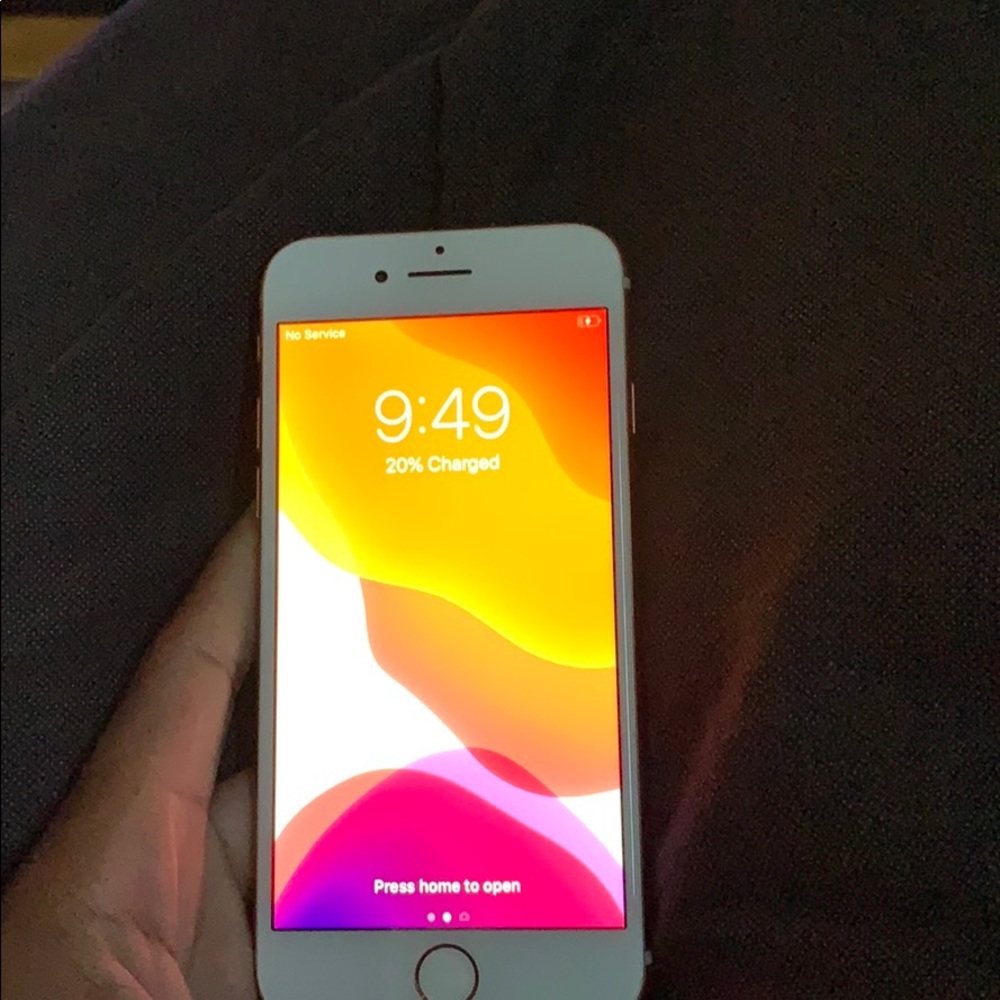 iPhone 8